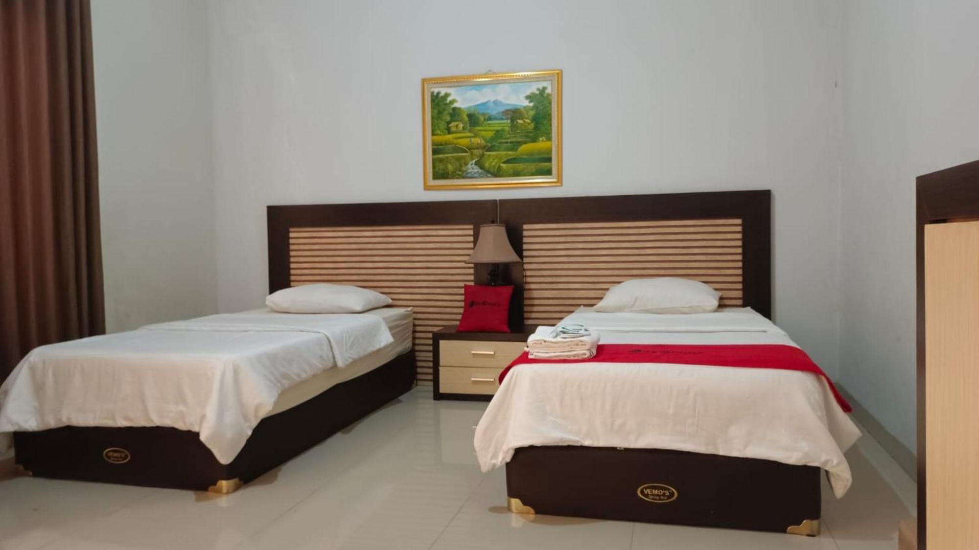 Reddoorz Syariah At Grand Taufiq Tarakan Extérieur photo