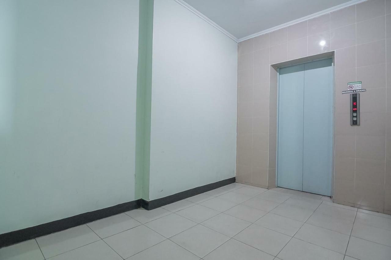 Reddoorz Syariah At Grand Taufiq Tarakan Extérieur photo